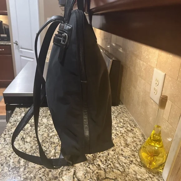 Coach Vintage Black Nylon/Leather Mercer Small Backpack/Purse - Picture 3 of 9